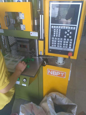 ΒΕΡΤΙΚΑΛΗ 85 τόνων Βεντάλια μηχανή ψεκασμού πλαστικών PT-150